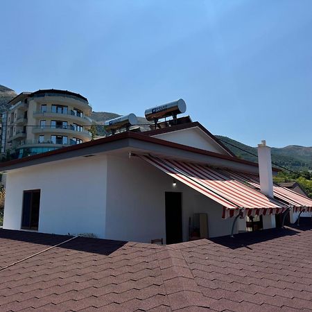 Hotel Idi Вльора Екстер'єр фото