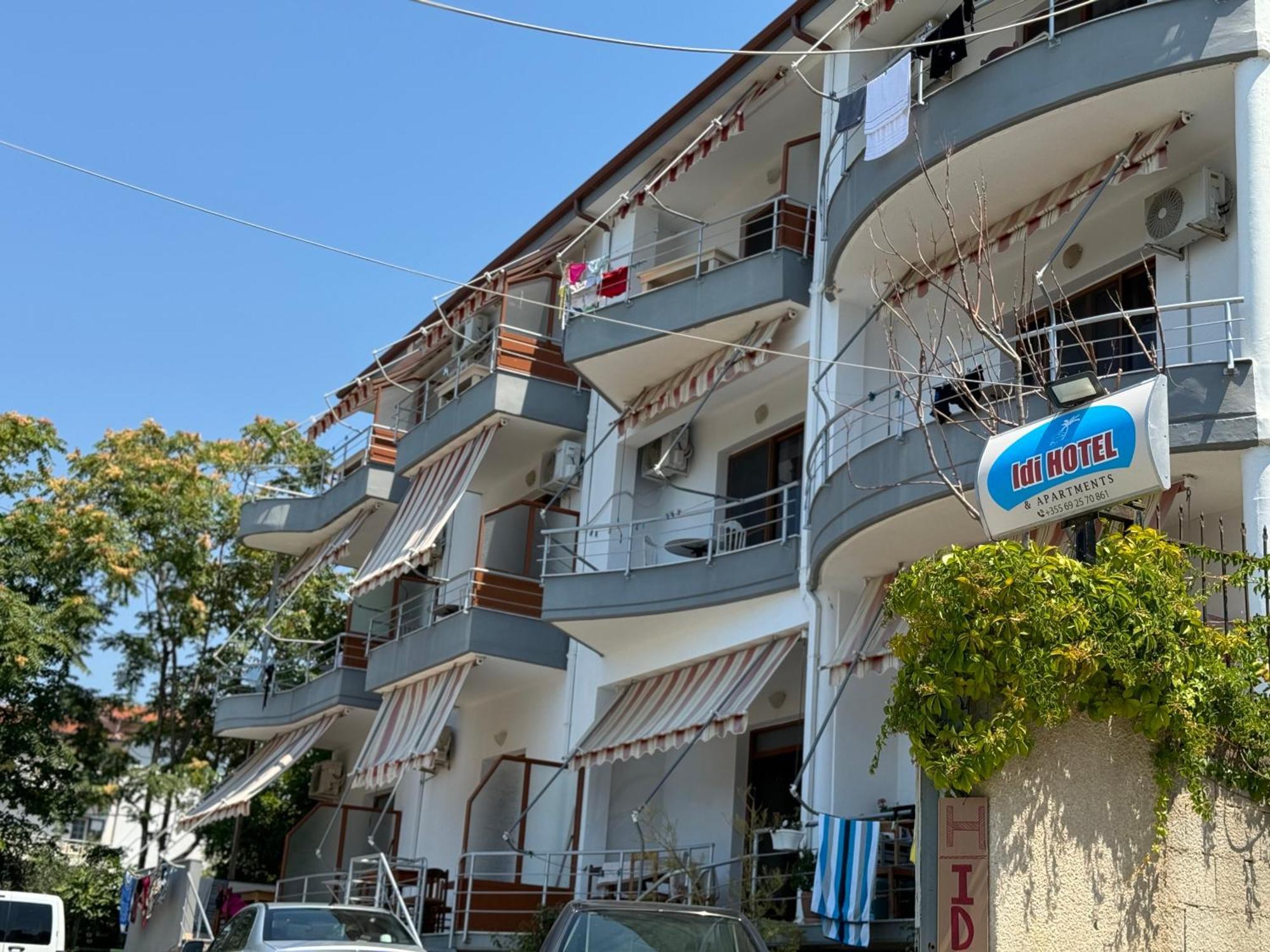 Hotel Idi Вльора Екстер'єр фото
